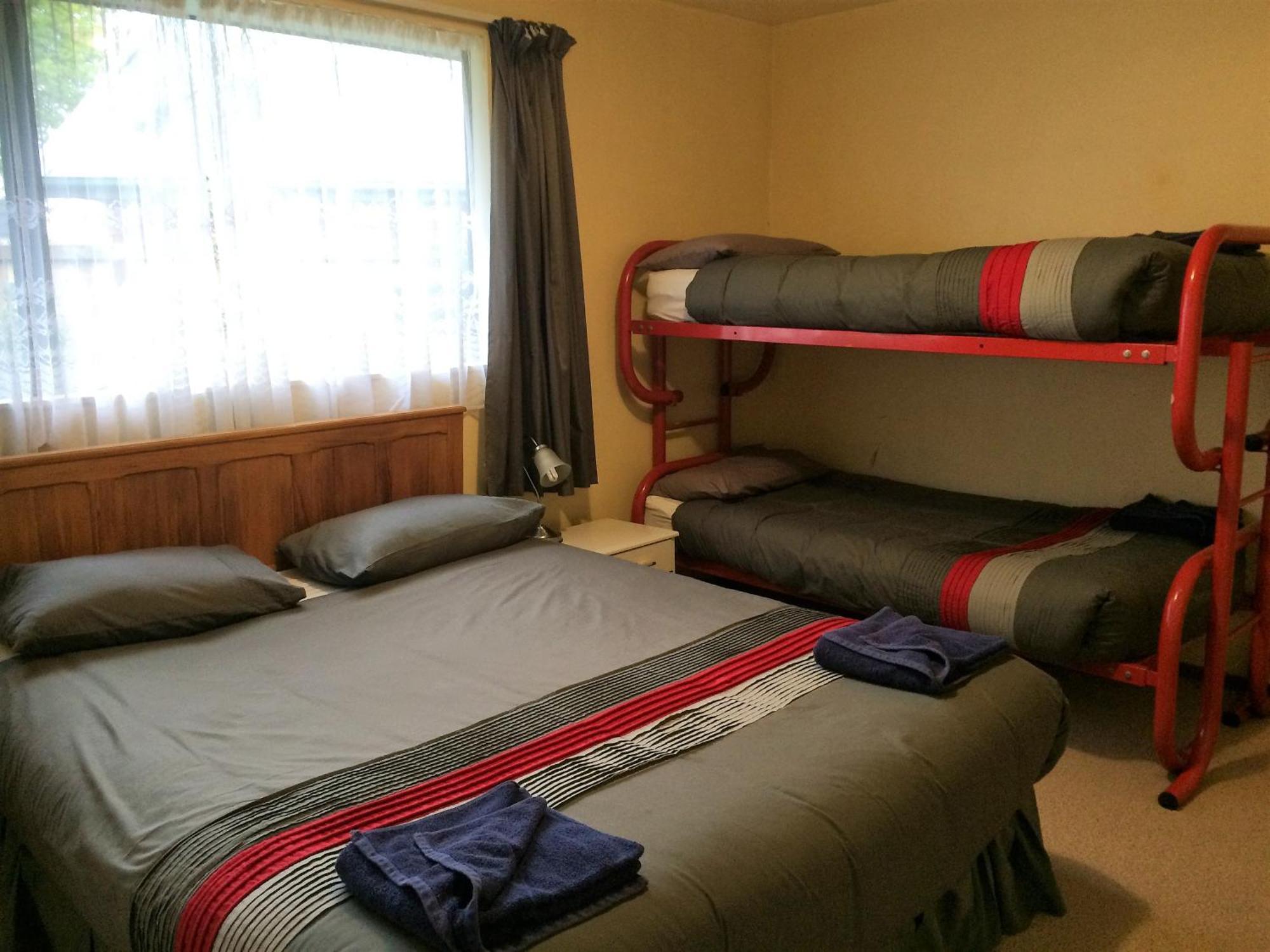 Cedar Chalets And Barkers Lodge Methven Chambre photo