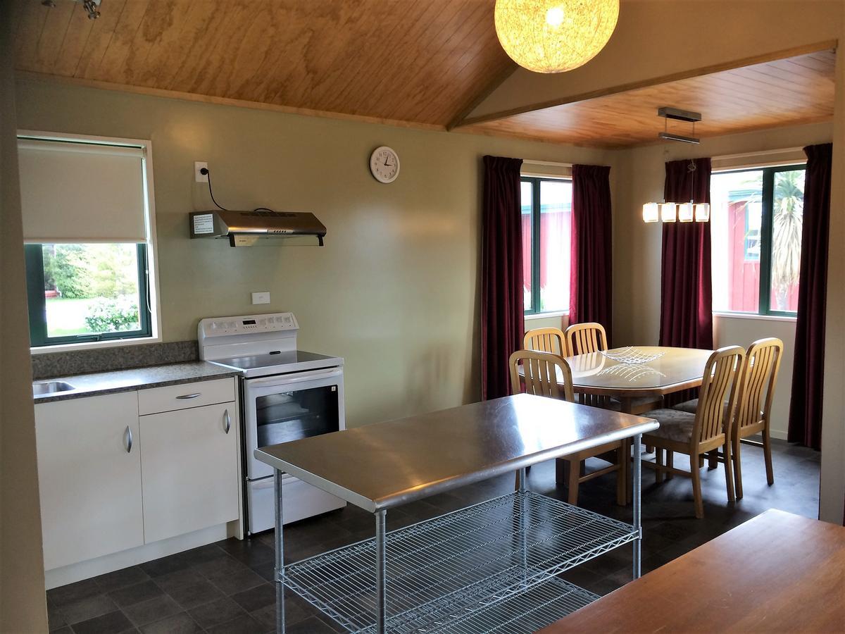 Cedar Chalets And Barkers Lodge Methven Extérieur photo